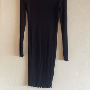 Forever 21 black long sleeve dress